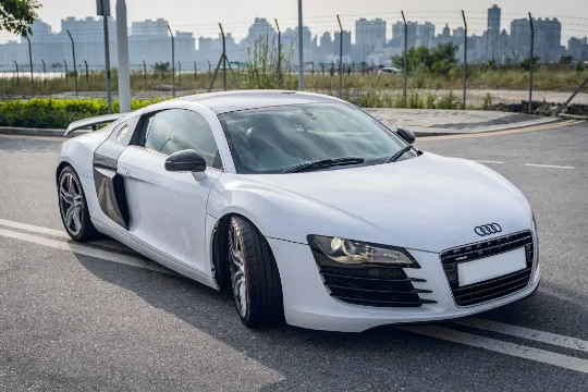 Audi R8 V10 supercar – flagship performance model